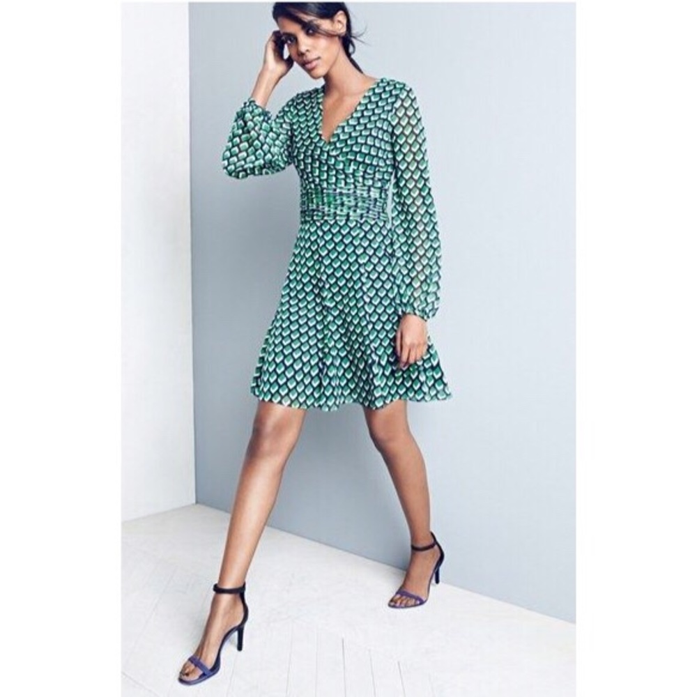 DVF Ashlynn 100% Silk Dress Size 0 NWOT